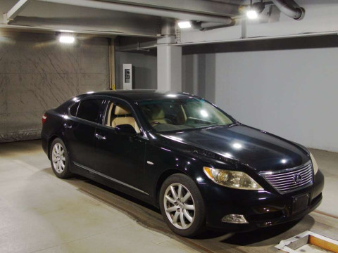 2006 Lexus LS USF40[2]