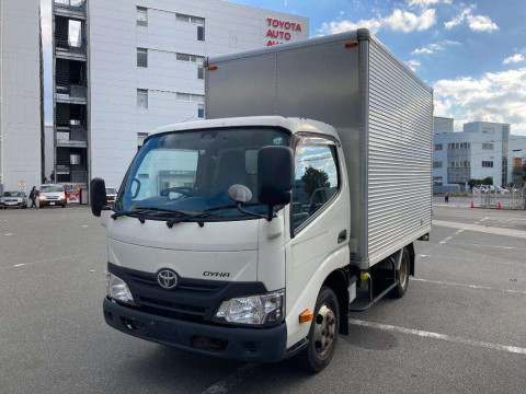 2017 Toyota Dyna Truck XZC605[0]