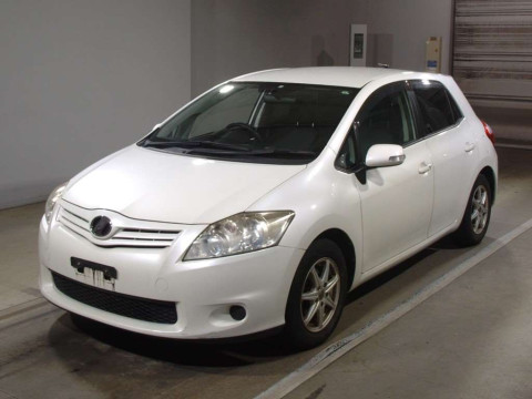 2010 Toyota Auris NZE151H[0]