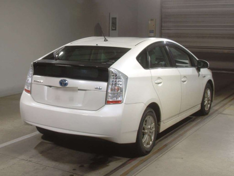 2010 Toyota Prius ZVW30[1]