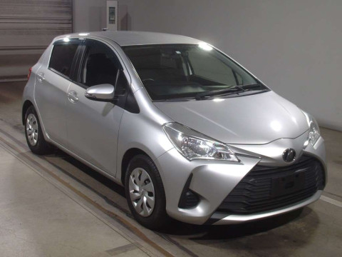 2018 Toyota Vitz NSP130[2]