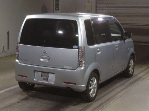 2013 Mitsubishi eK Wagon H82W[1]