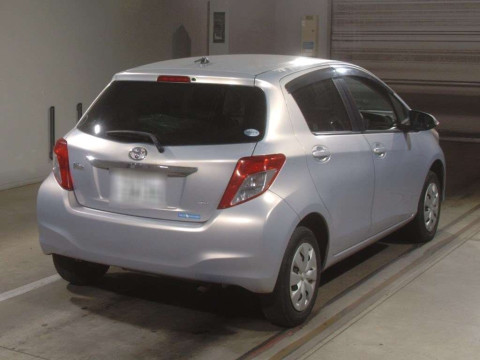 2012 Toyota Vitz NSP135[1]