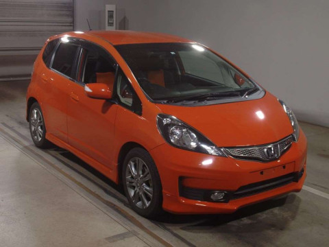 2011 Honda Fit GE8[2]