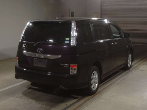 2014 Toyota Isis ZGM15W[1]