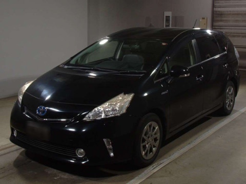 2014 Toyota Prius alpha ZVW41W[0]