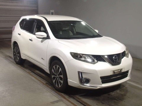 2016 Nissan X-Trail HNT32[2]