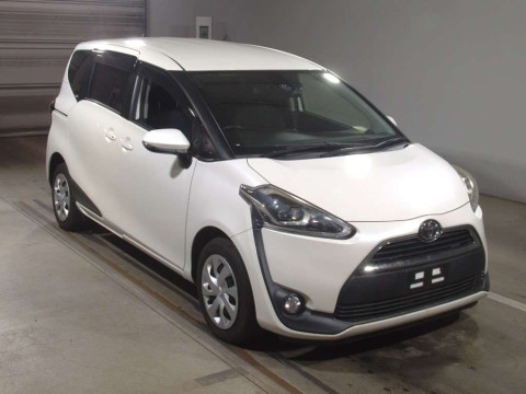 2018 Toyota Sienta NSP172G[2]