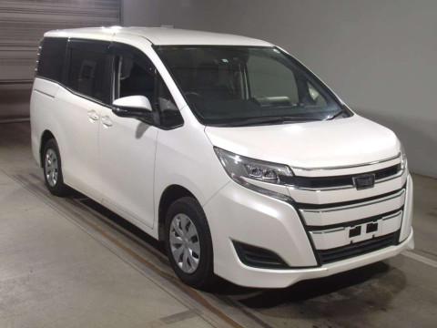 2020 Toyota Noah ZRR80G[2]