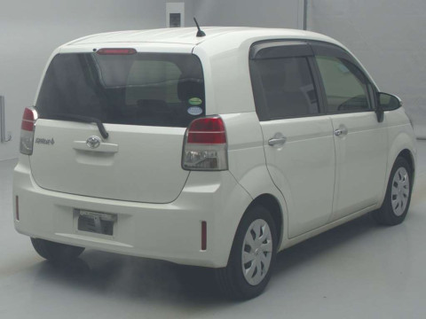 2014 Toyota Spade NCP141[1]