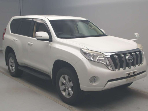 2013 Toyota Land Cruiser Prado TRJ150W[2]