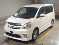 2011 Toyota Noah