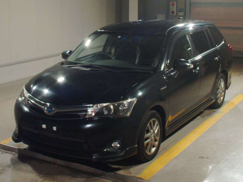 2013 Toyota Corolla Fielder NKE165G[0]