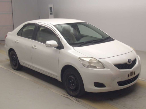 2010 Toyota Belta SCP92[2]