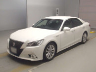 2014 Toyota Crown Hybrid