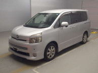 2009 Toyota Voxy