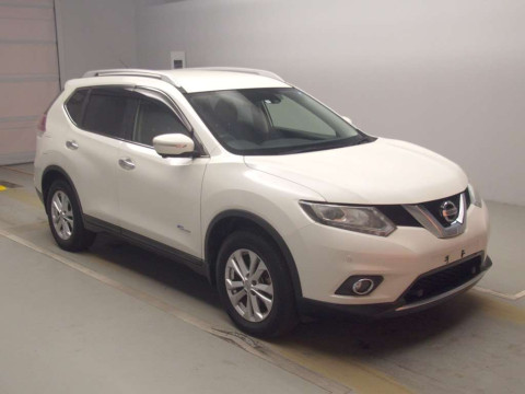 2016 Nissan X-Trail HNT32[2]