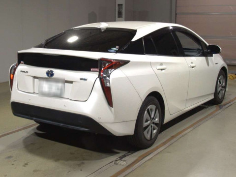 2018 Toyota Prius ZVW51[1]