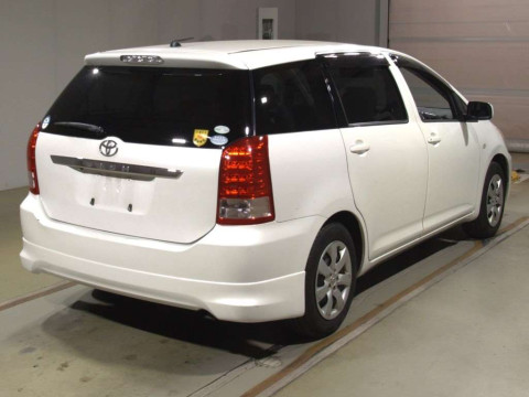 2005 Toyota Wish ZNE10G[1]