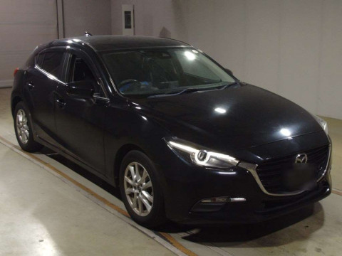 2018 Mazda Axela Sport BMLFS[2]