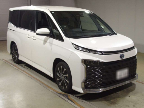 2024 Toyota Voxy ZWR90W[2]