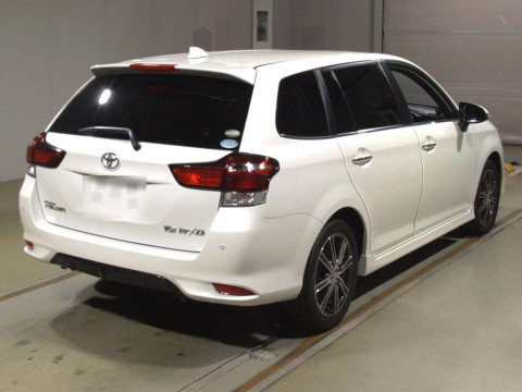 2017 Toyota Corolla Fielder NRE161G[1]