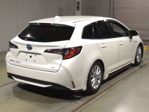 2019 Toyota Corolla Touring Wagon ZWE211W[1]