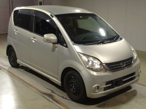 2010 Daihatsu Move L175S[2]