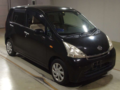 2011 Daihatsu Move LA100S[2]