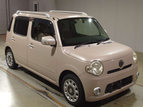 2010 Daihatsu Mira Cocoa L675S[2]