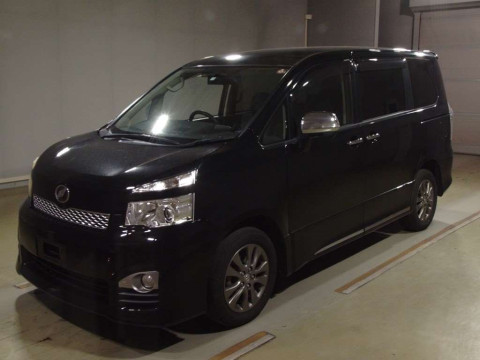 2011 Toyota Voxy ZRR75W[0]