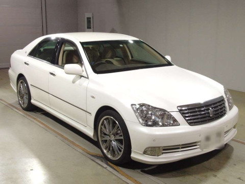 2007 Toyota Crown GRS182[2]