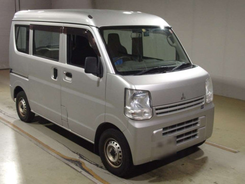 2016 Mitsubishi Minicab Van DS17V[2]