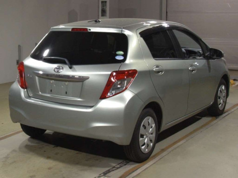 2012 Toyota Vitz KSP130[1]