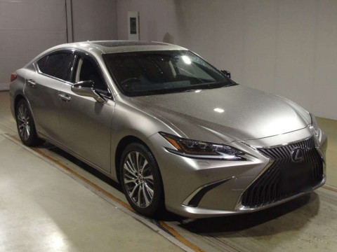 2020 Lexus ES AXZH10[2]