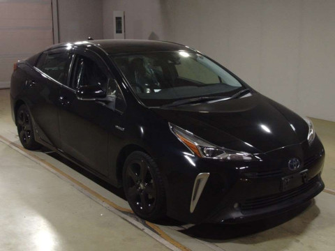 2019 Toyota Prius ZVW51[2]