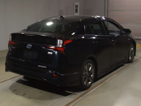 2019 Toyota Prius ZVW51[1]