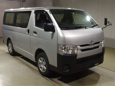 2019 Toyota Regiusace Van GDH206V[2]