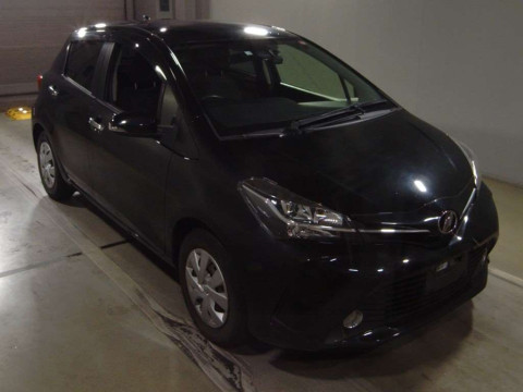 2016 Toyota Vitz NSP130[2]