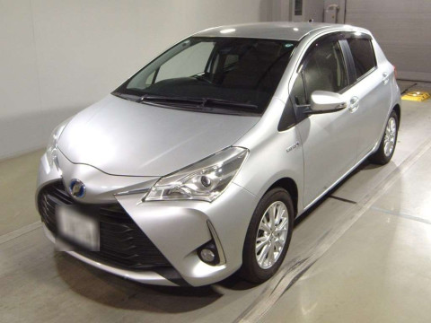 2017 Toyota Vitz NHP130[0]