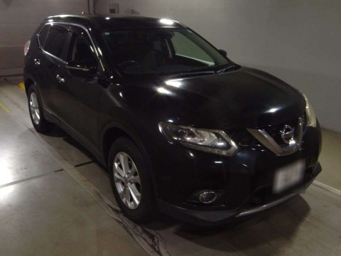 2015 Nissan X-Trail NT32[2]