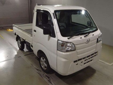 2018 Daihatsu Hijet Truck S510P[2]