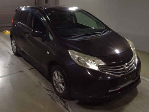 2013 Nissan Note E12[2]