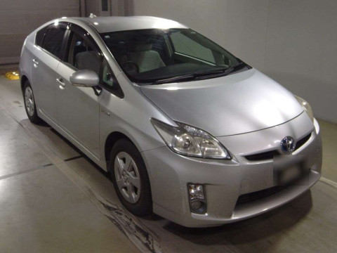 2010 Toyota Prius ZVW30[2]