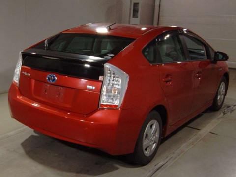 2010 Toyota Prius ZVW30[1]