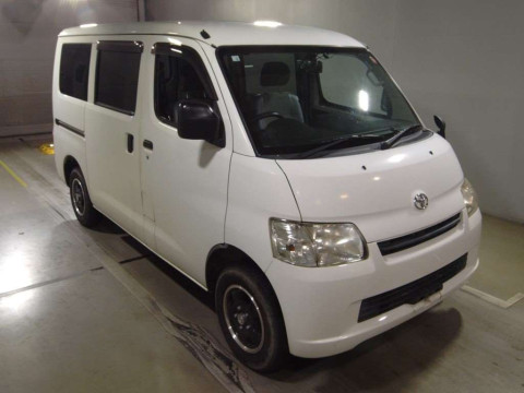 2017 Toyota Liteace Van S412M[2]