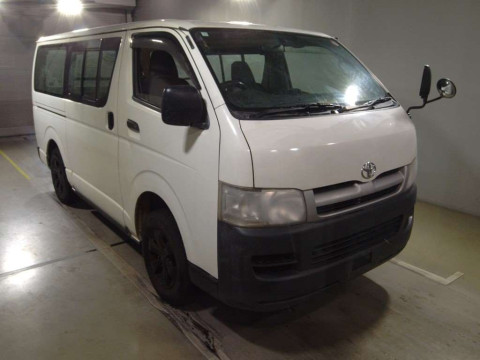 2007 Toyota Hiace Van KDH205V[2]