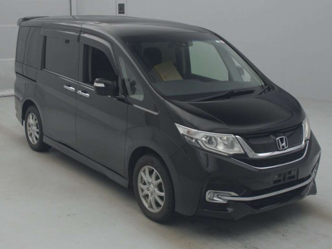 2016 Honda Step WGN Spada RP4[2]