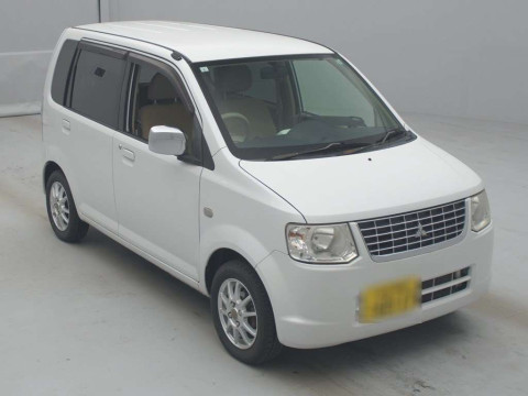 2011 Mitsubishi eK Wagon H82W[2]