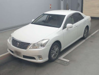 2011 Toyota Crown